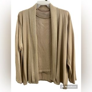Maggie Barnes Gold 2 Piece Cardigan and Tank  Top.Sz(1X)